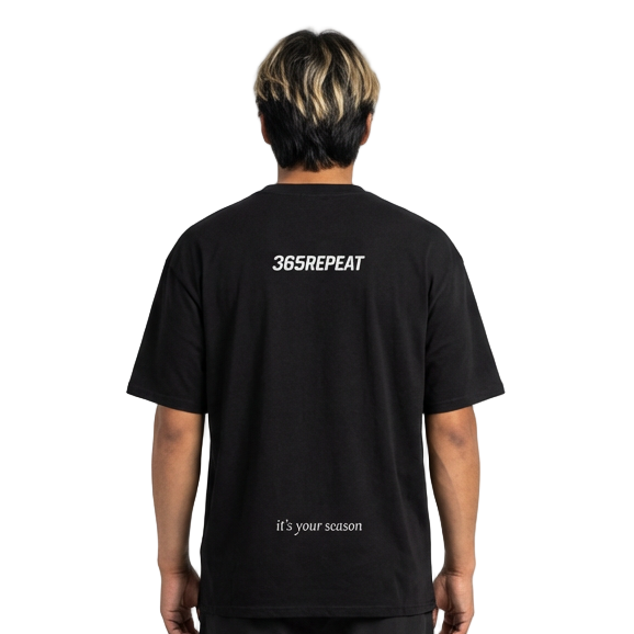 "lock in" Oversized Performance Tee